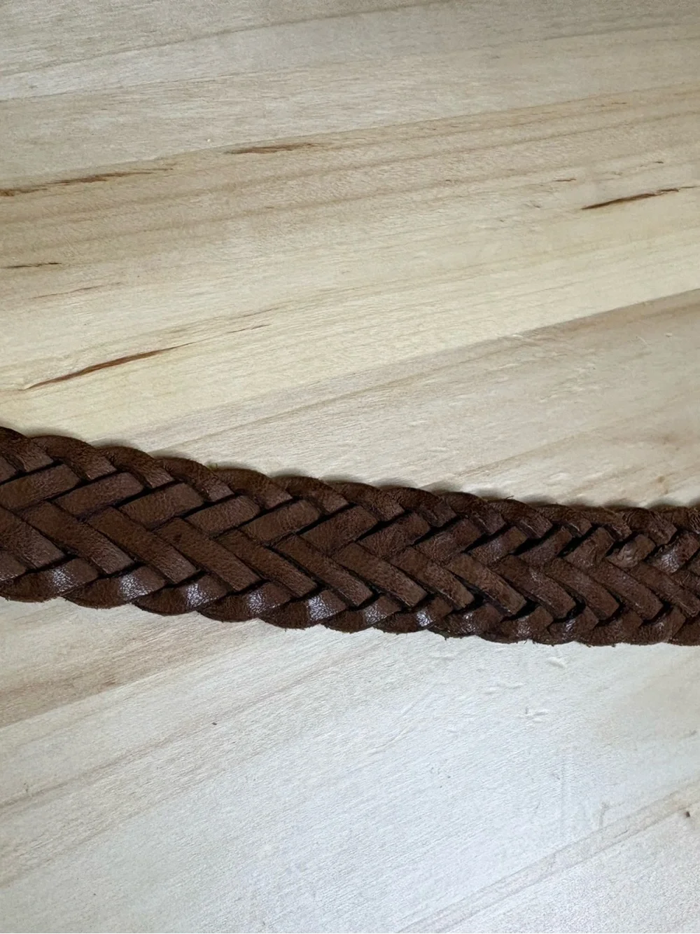 Woven brown leather belt, solid brass buckle